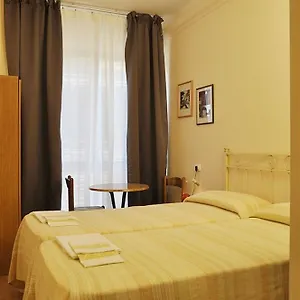 Por Santa Maria Отель