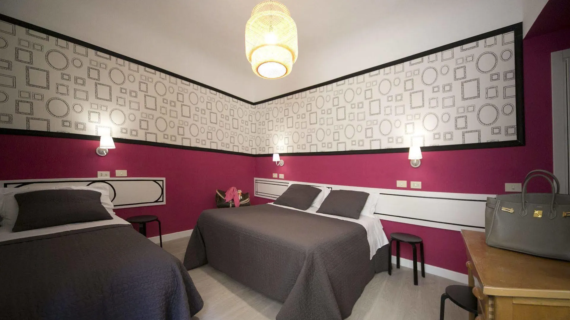 Hotel Nella Florenz 0*,